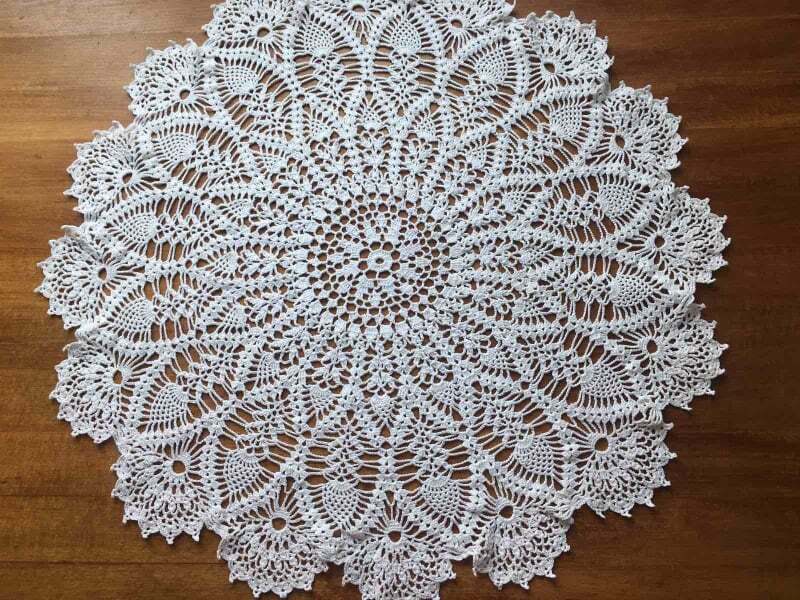 мереживна серветка